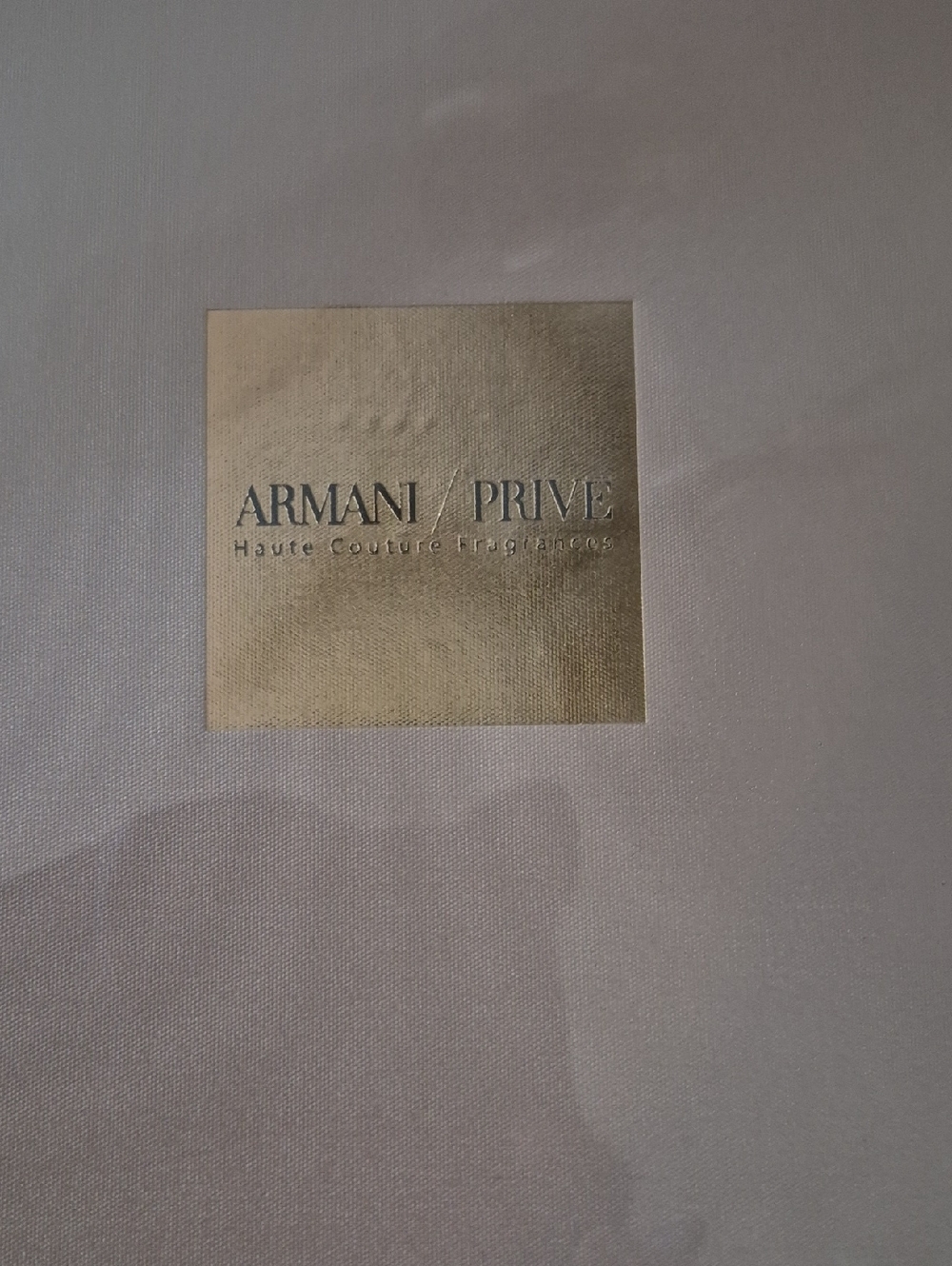 Armani Privé Haute Couture Fragrance Gift Set & Bag [B21] - Picture 3 of 7